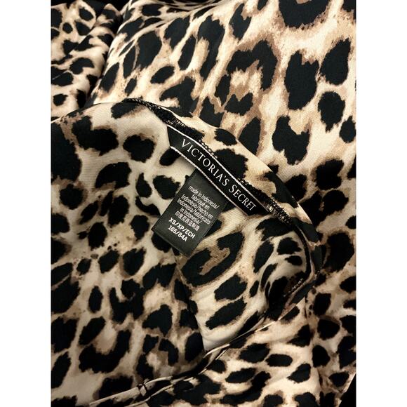 Victoria Secret Lounge Set - Picture 5 of 6